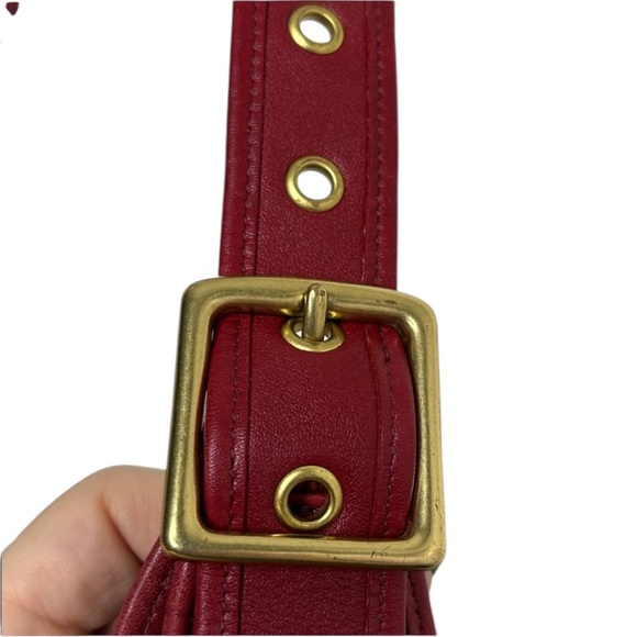 Y2K Coach Red Leather Turnlock Crescent Saddle Bag 9338 - Picture 4 of 9